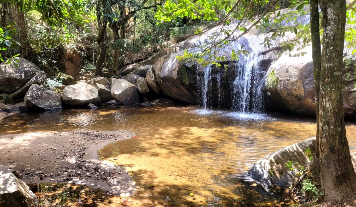 Cachoeira do Azevedo - Moeda-MG