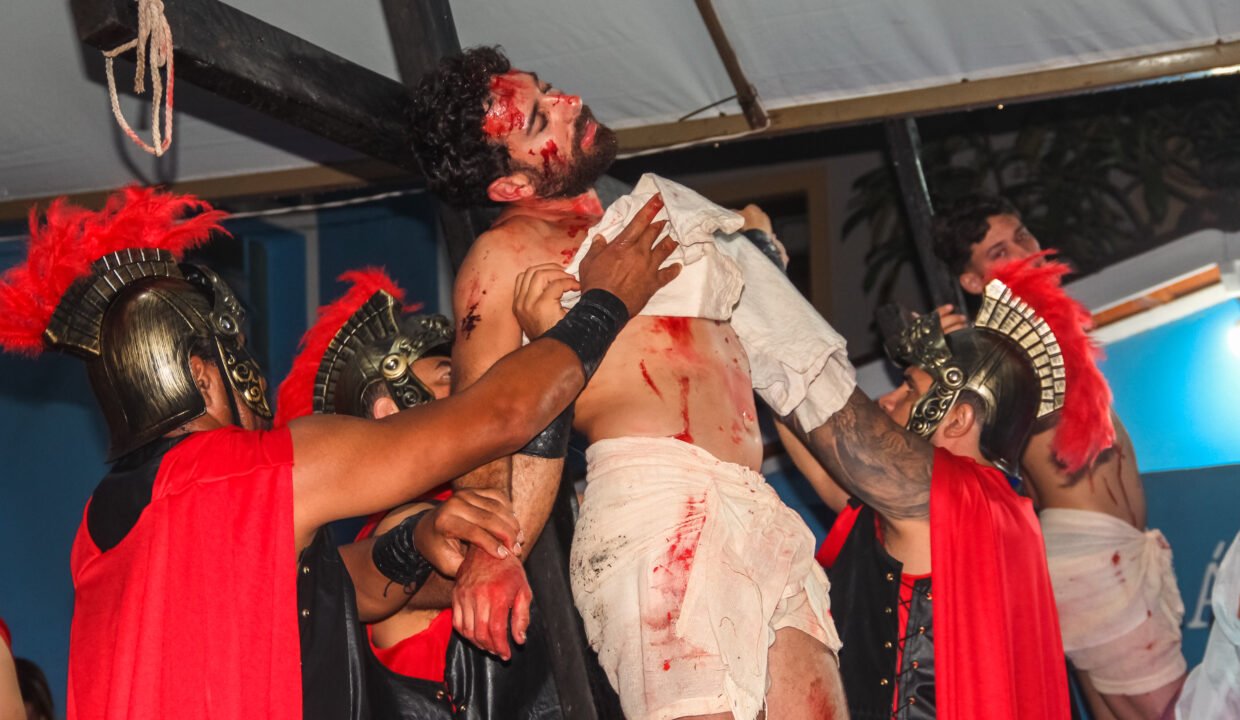 Encenação Paixão de Cristo Paróquia São Caetano - Moeda. Foto: Luiz Oliveira